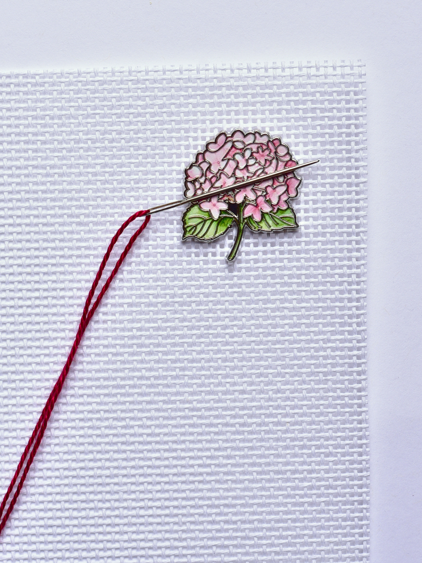 Hydrangea Needle Minder